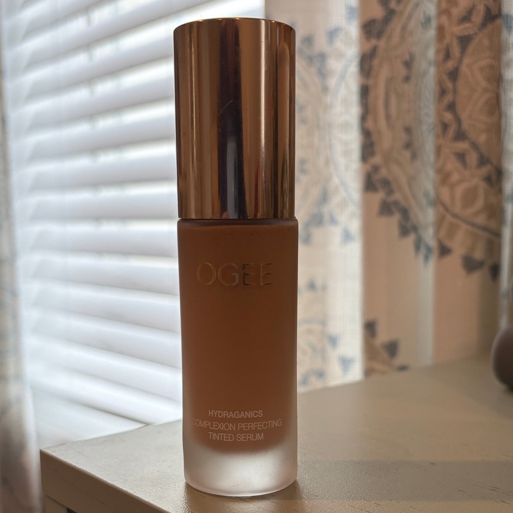 OGEE Hydraganics Tinted Serum - Tan